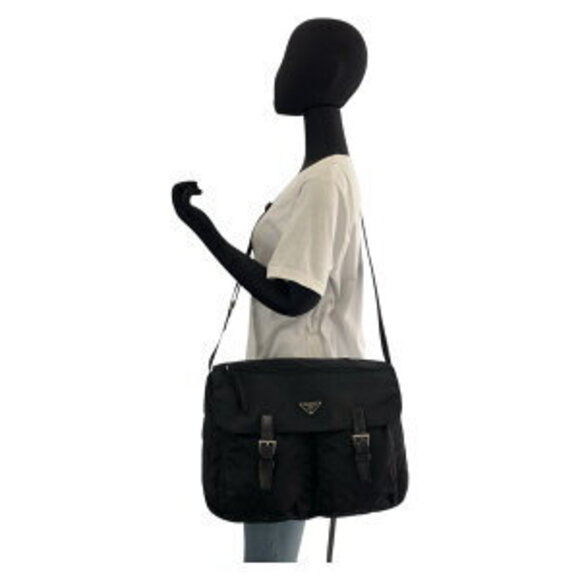 Prada Tessuto triangular logo plate black Nylon shoulder messenger bag - Picture 9 of 10